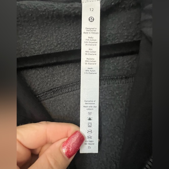Lululemon Scuba Hoodie- Rare Color - Picture 2 of 3